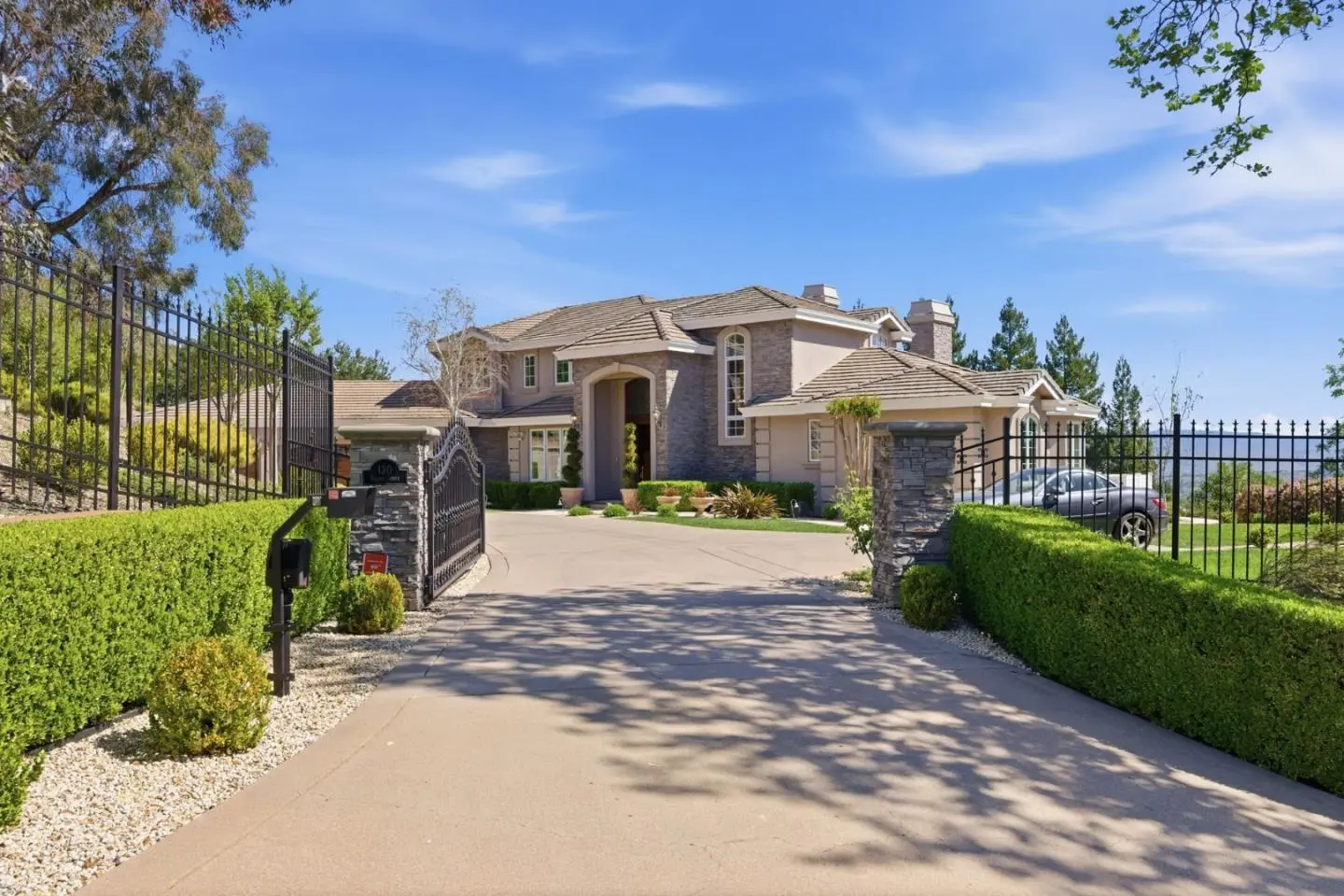 130 Sierra Azule, LOS GATOS