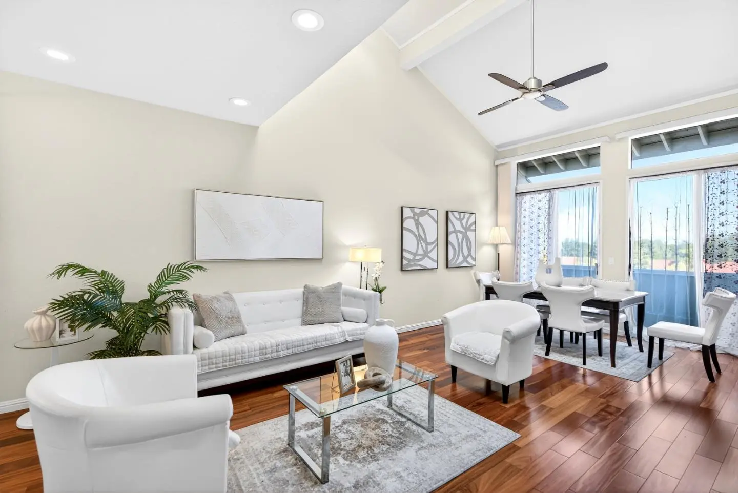 22330 Homestead Rd 214, Cupertino