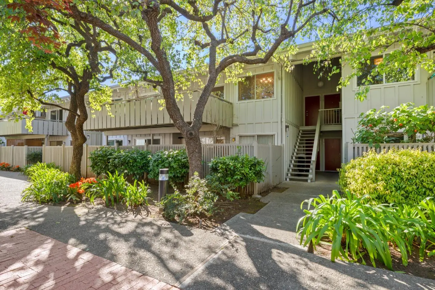 255 S Rengstorff Ave 172, MOUNTAIN VIEW