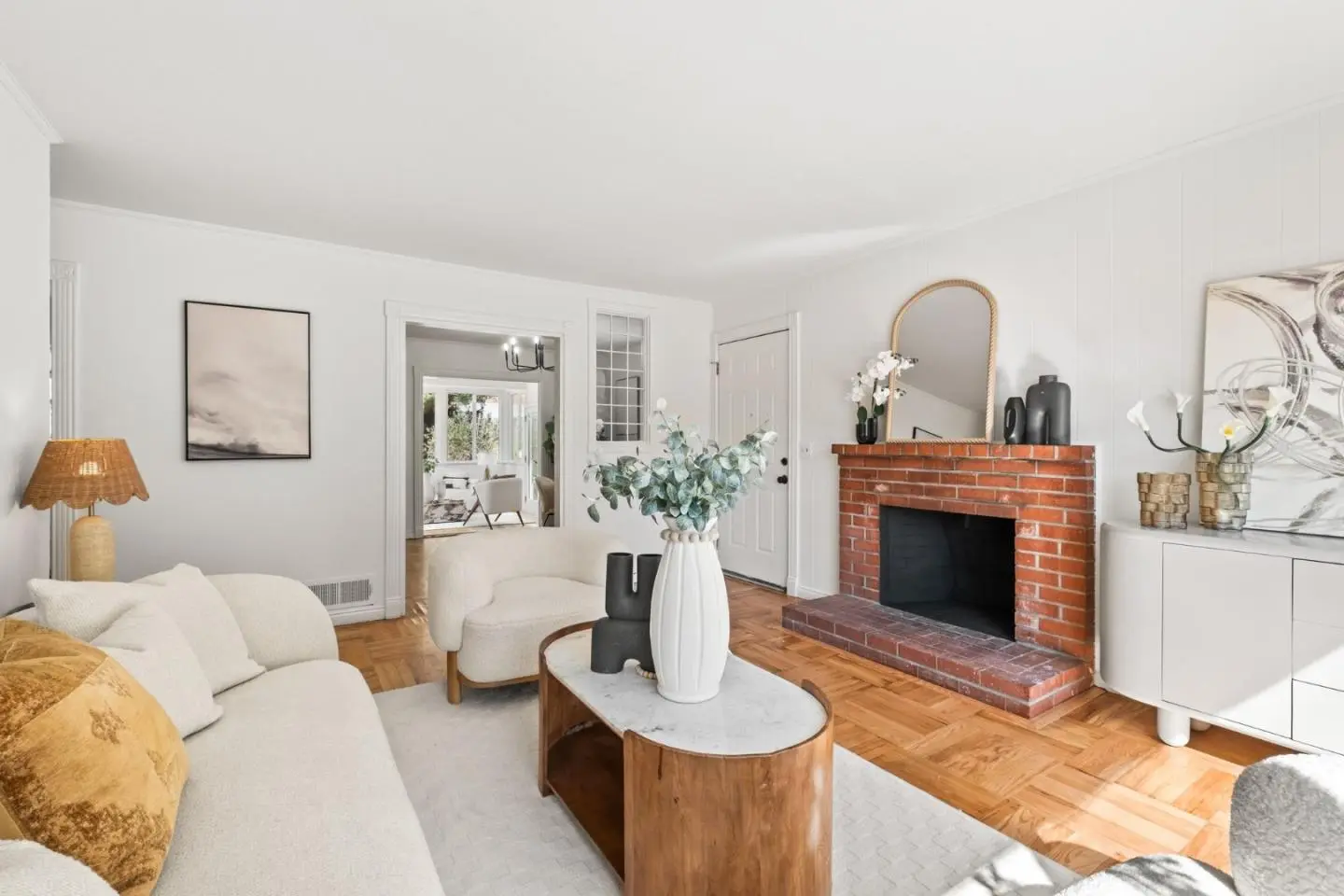 1135 Valencia Way, PACIFICA