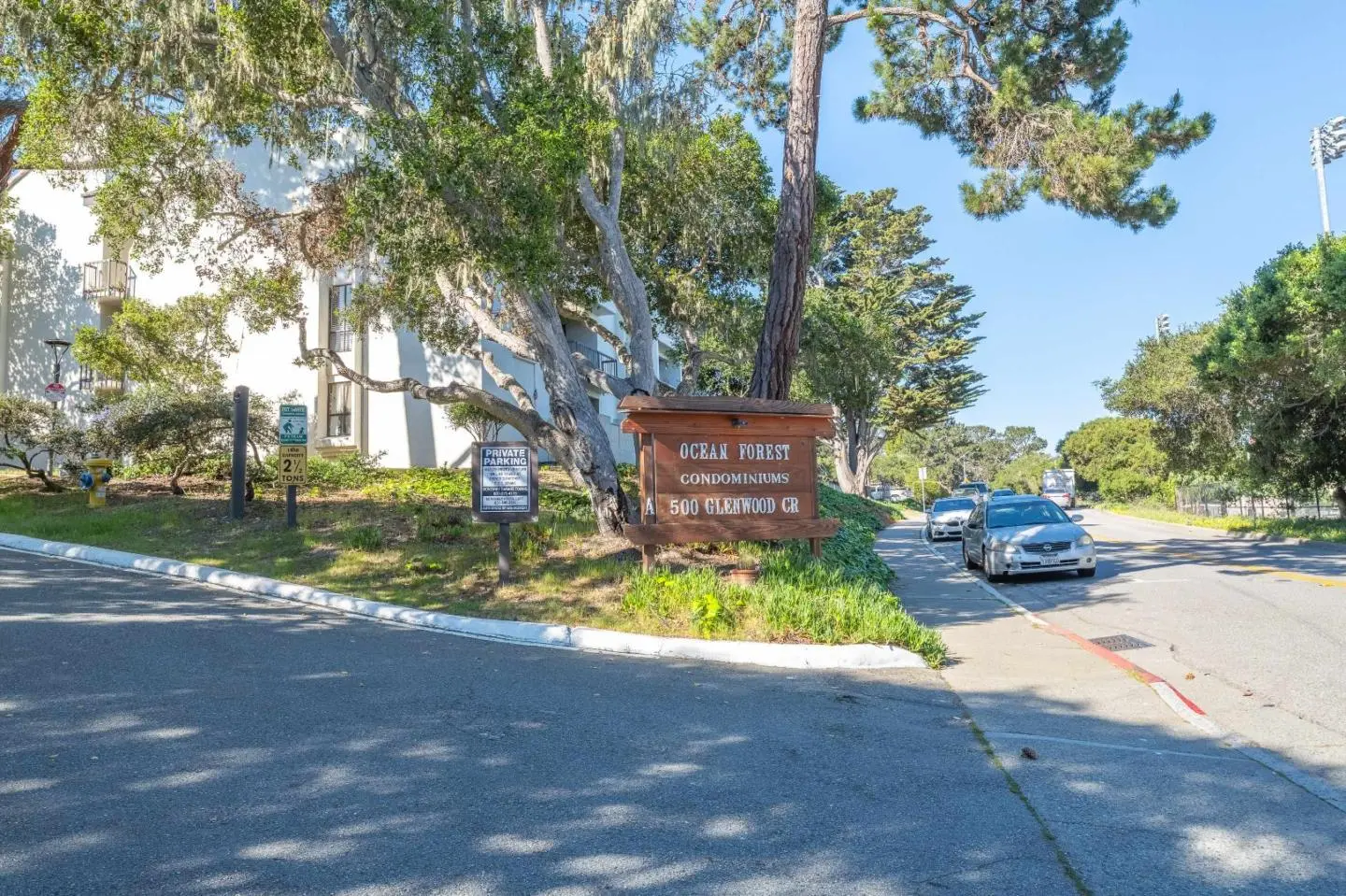 500 Glenwood Cir 313, Monterey