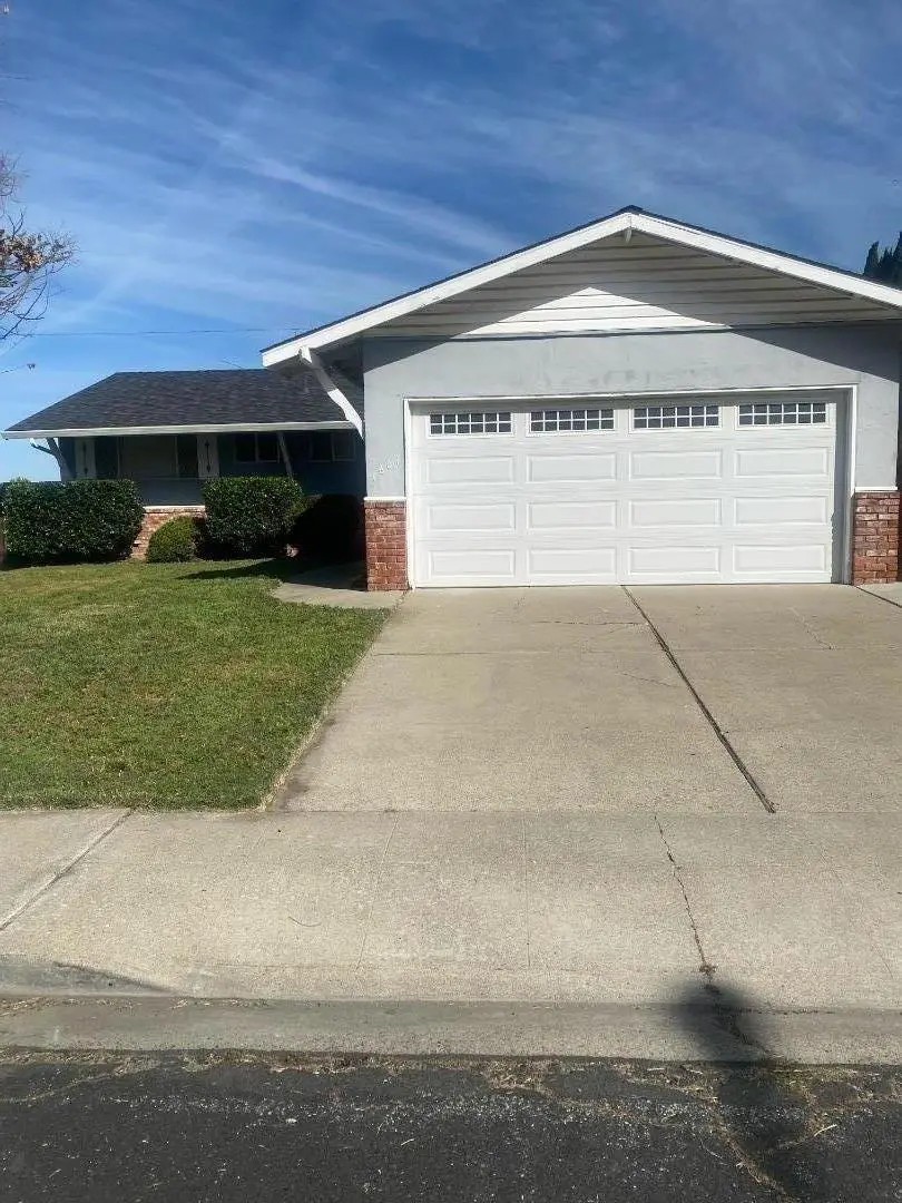 1601 Big Bend Dr, MILPITAS