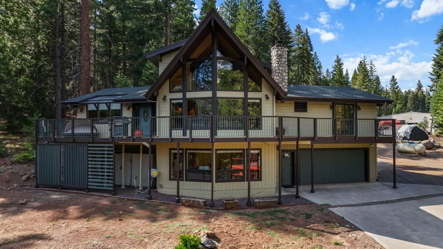 523 Peninsula Dr, LAKE ALMANOR