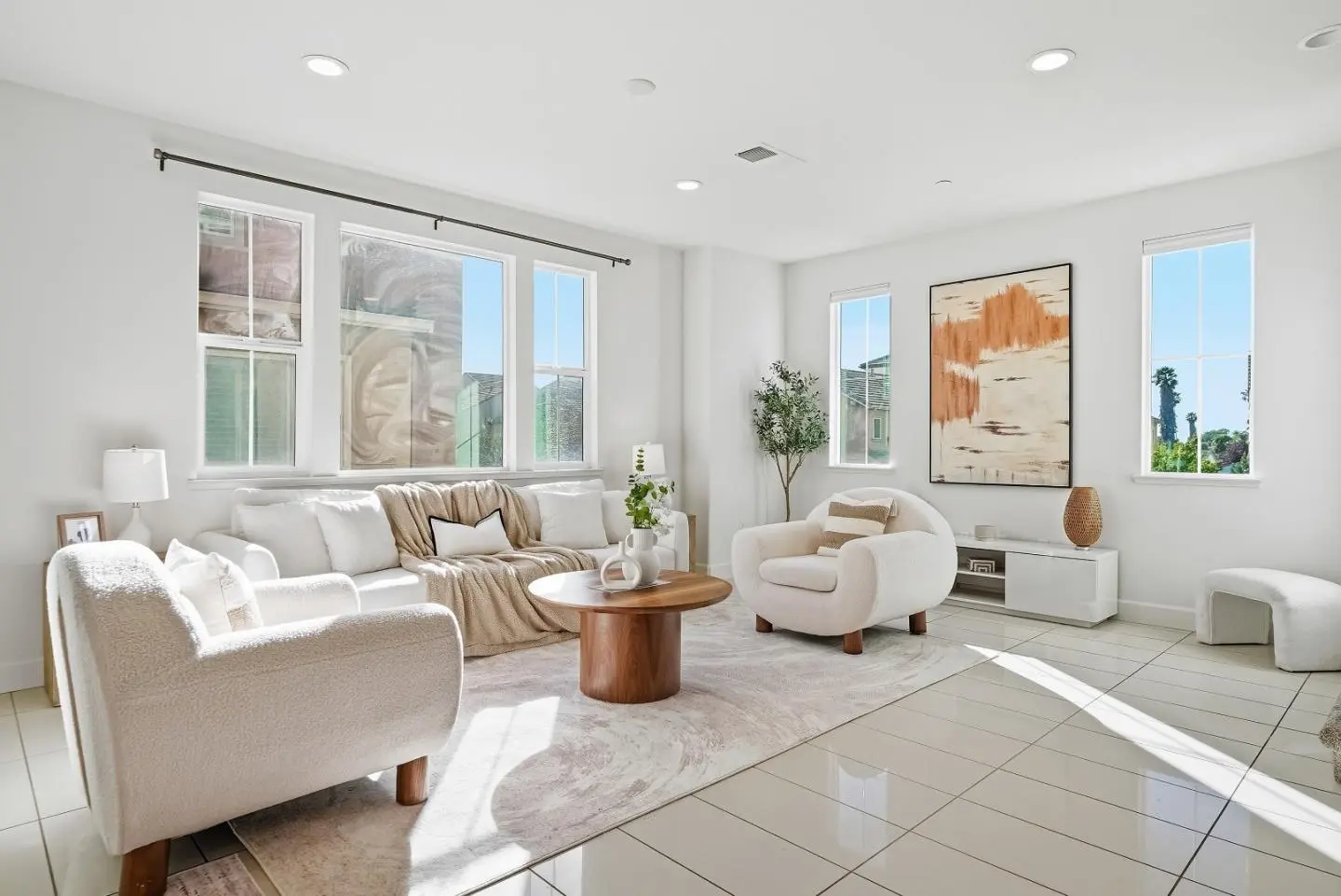 5758 Pandorea Ter, NEWARK