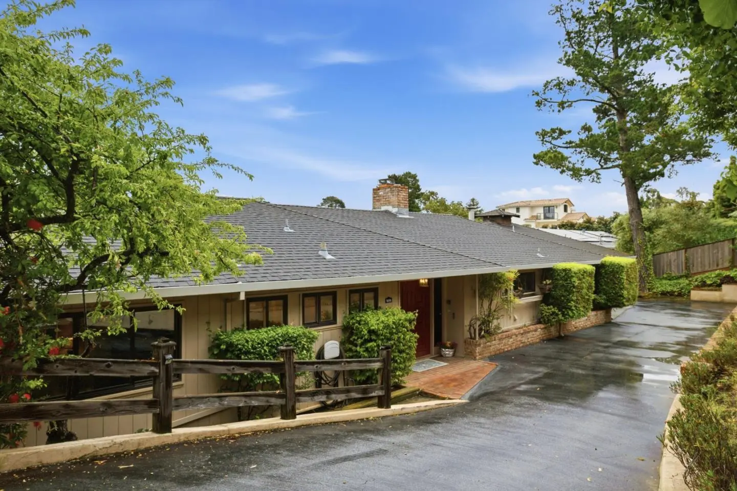 1407 Carlton Rd, HILLSBOROUGH