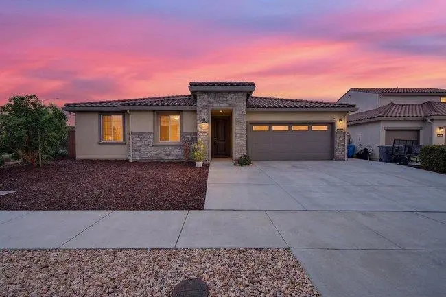 3088 Palomino Way, HOLLISTER