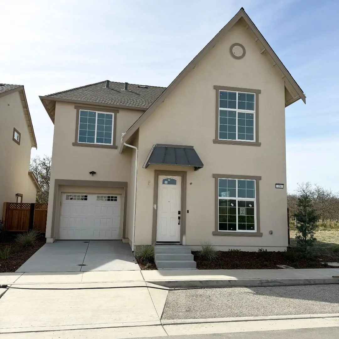 150 Alan Ln, HOLLISTER