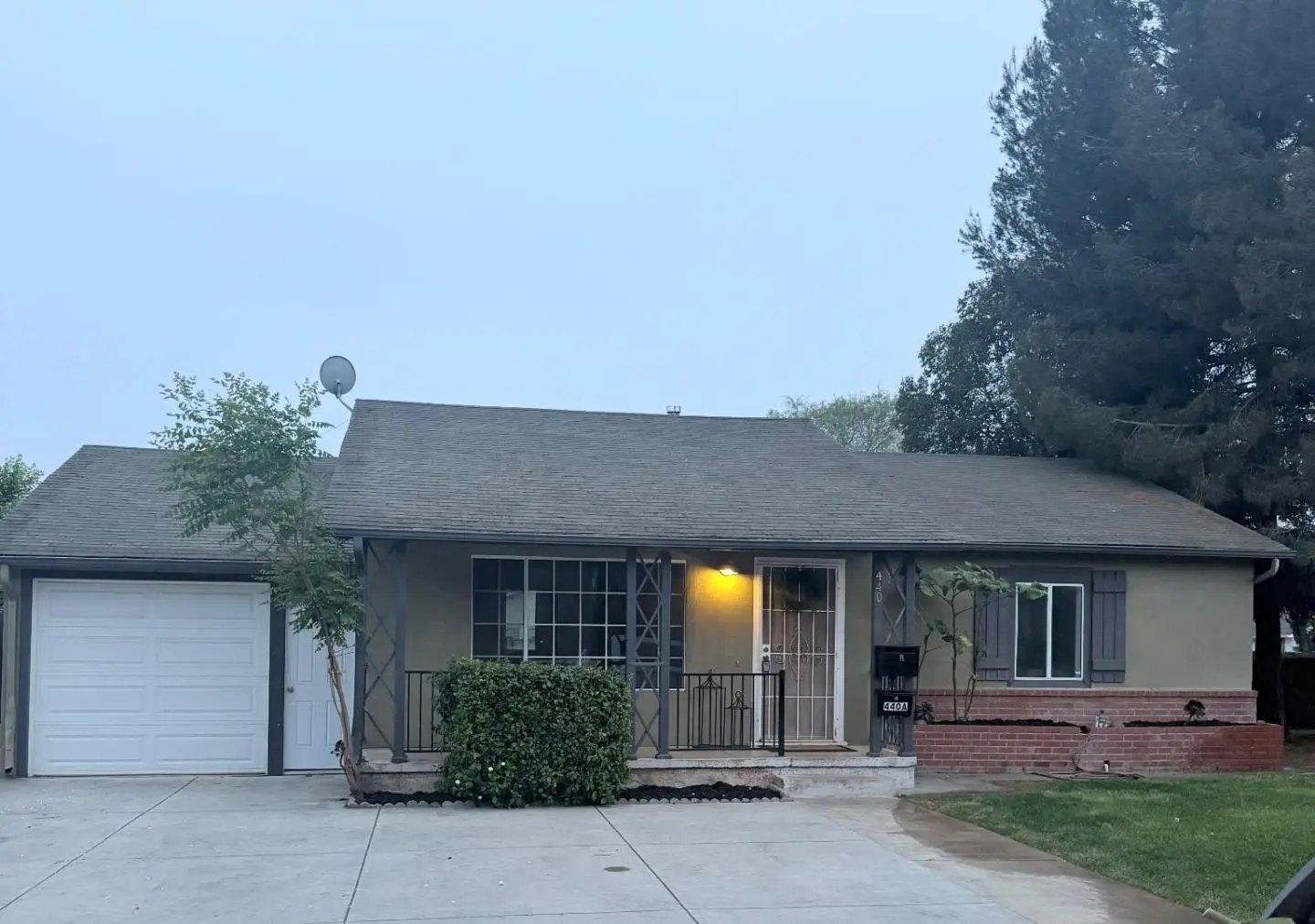 440 W 7th St, Gilroy