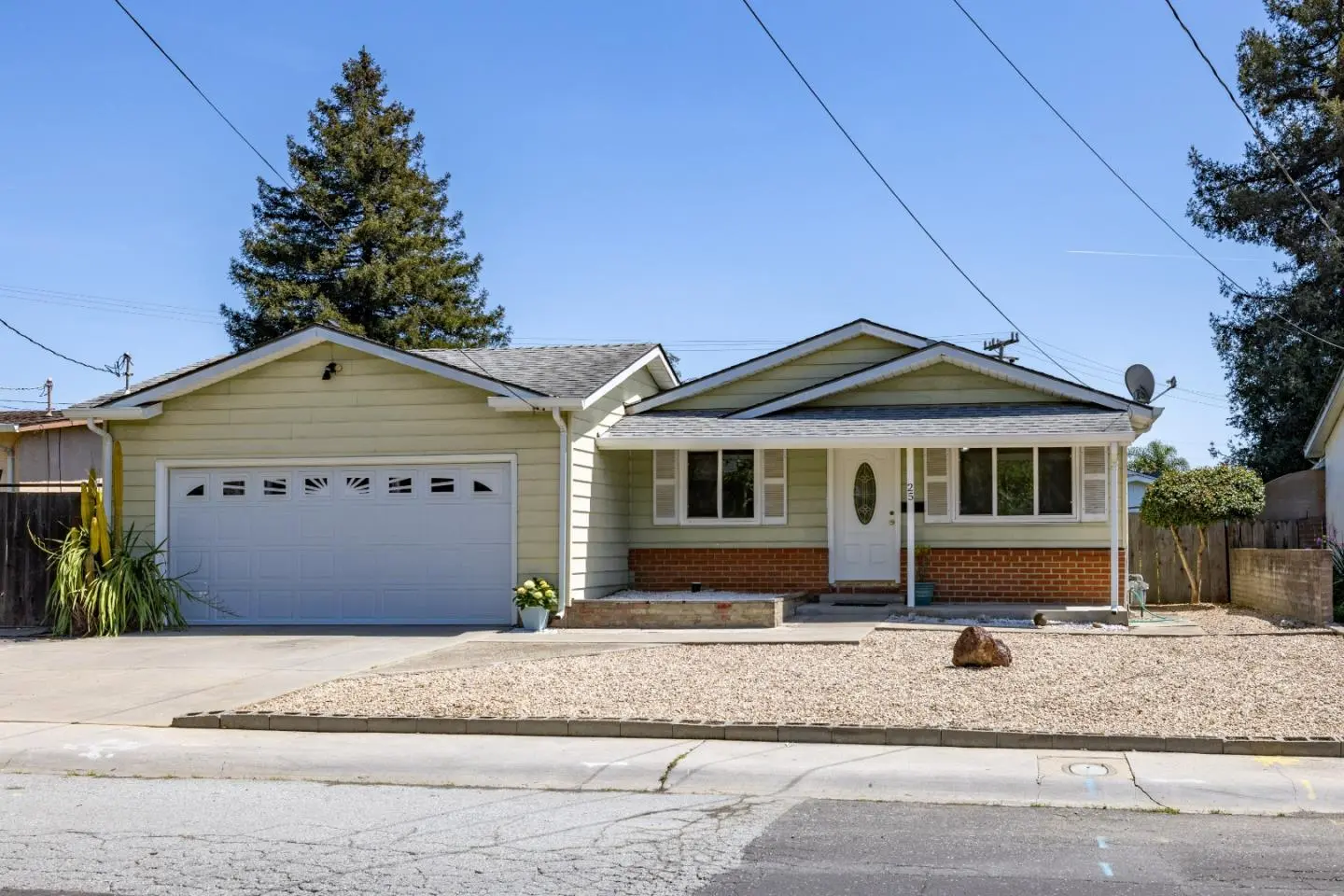 25 Holm Rd, WATSONVILLE