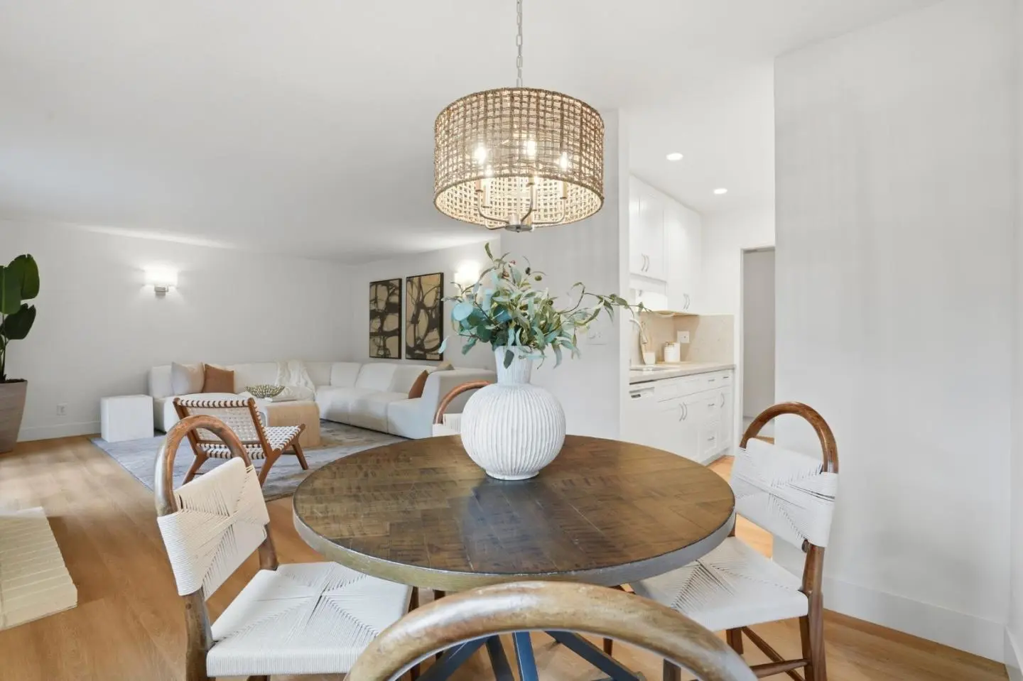 610 Gilbert Ave 32, MENLO PARK