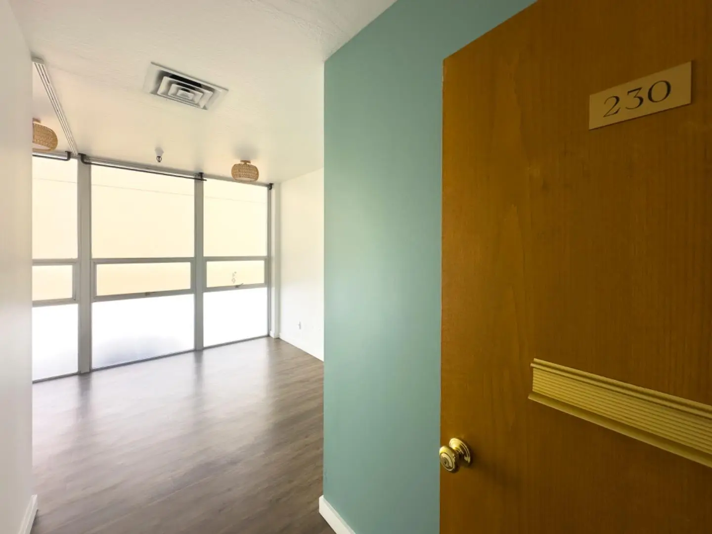 1220 Howard Ave 230, BURLINGAME