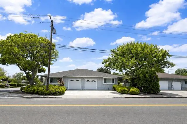 1090 White Dr, SANTA CLARA