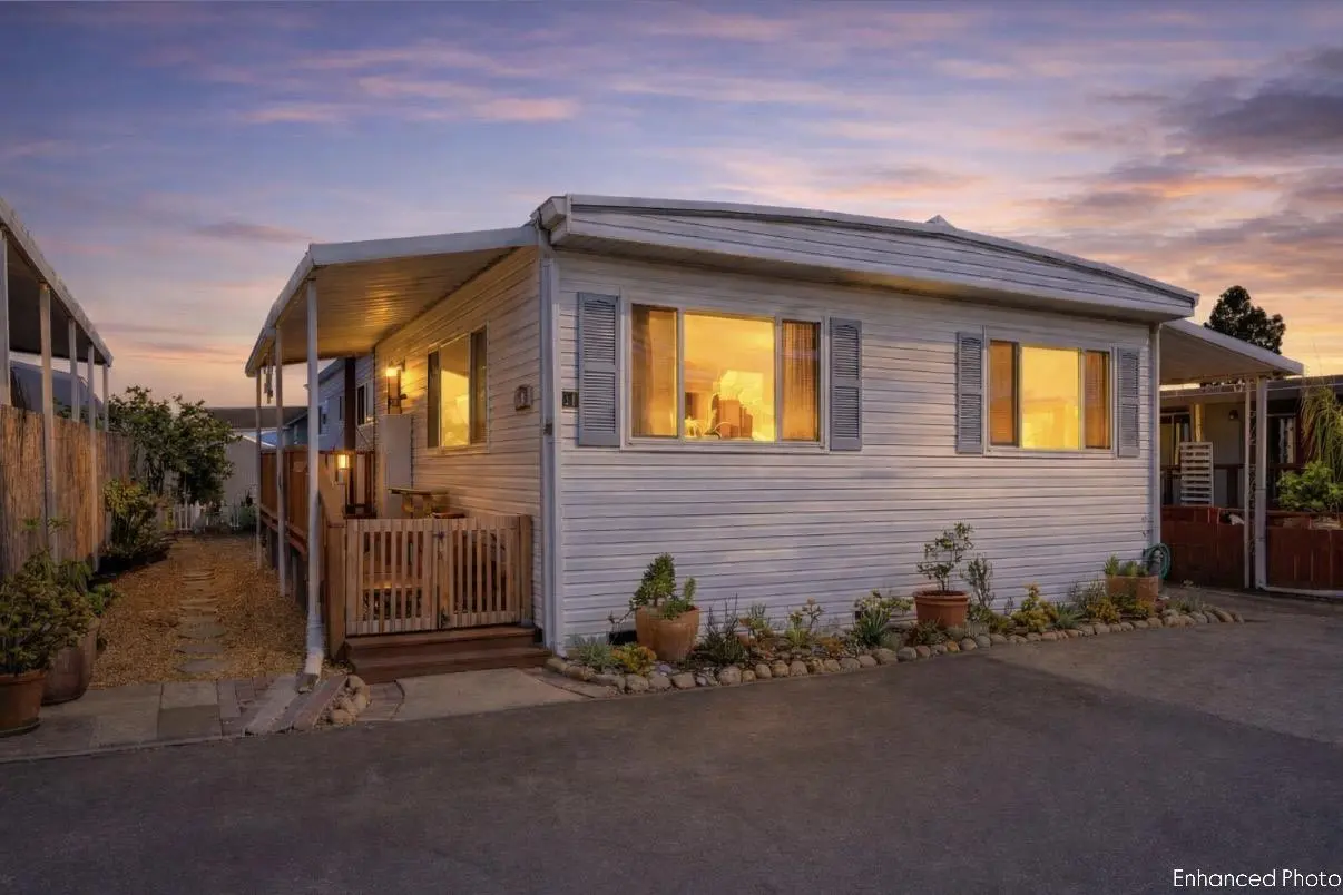 3710 Gross Rd 31, SANTA CRUZ