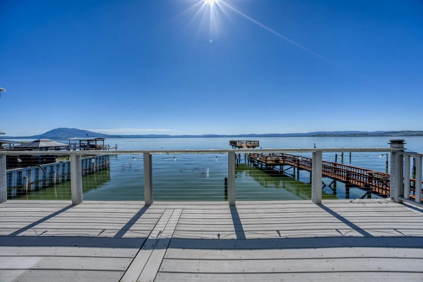 4315 Lakeshore Blvd, NICE