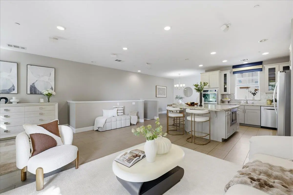 631 True Wind Way 203, Redwood City