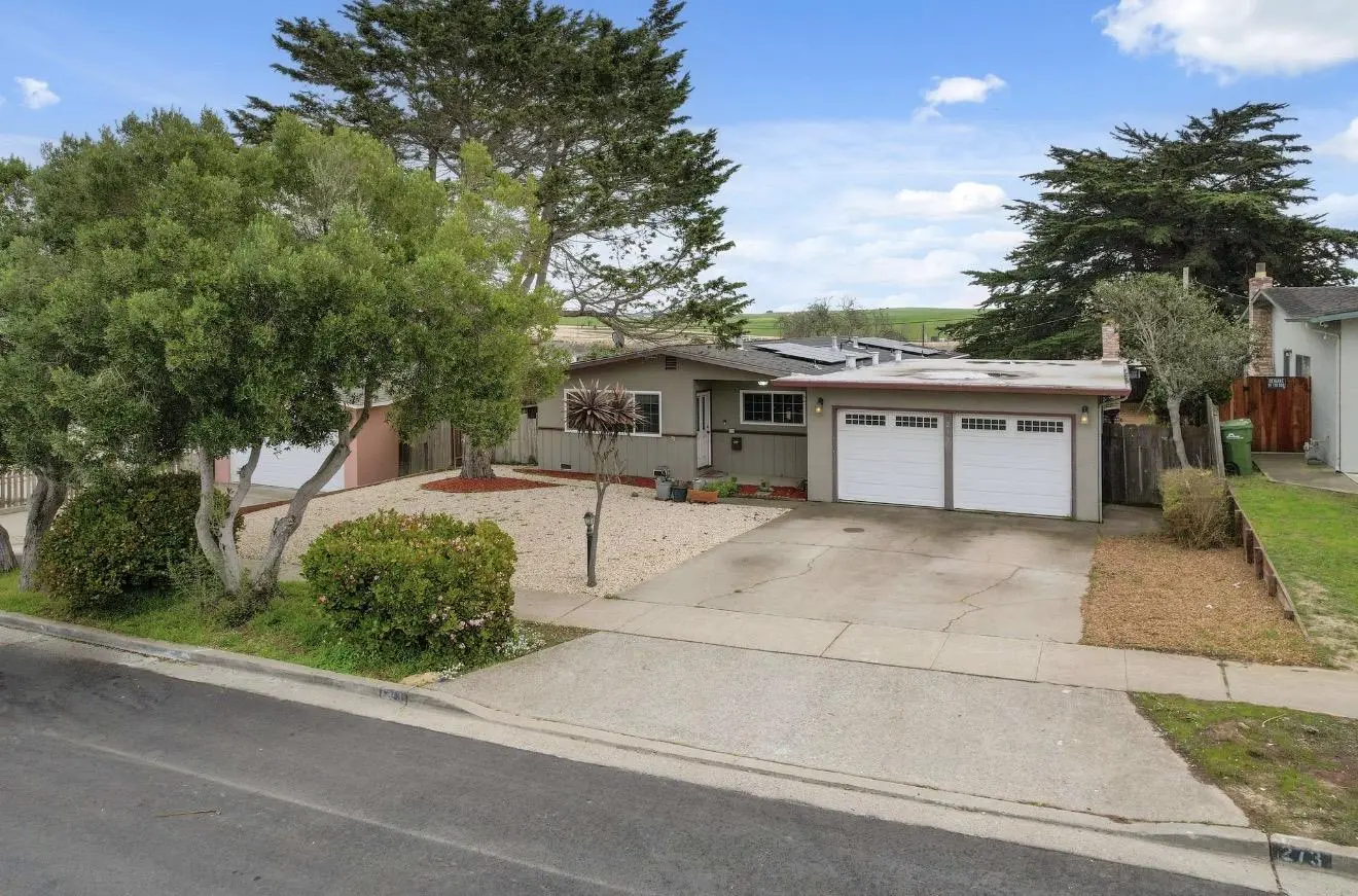 273 Cosky Dr, MARINA