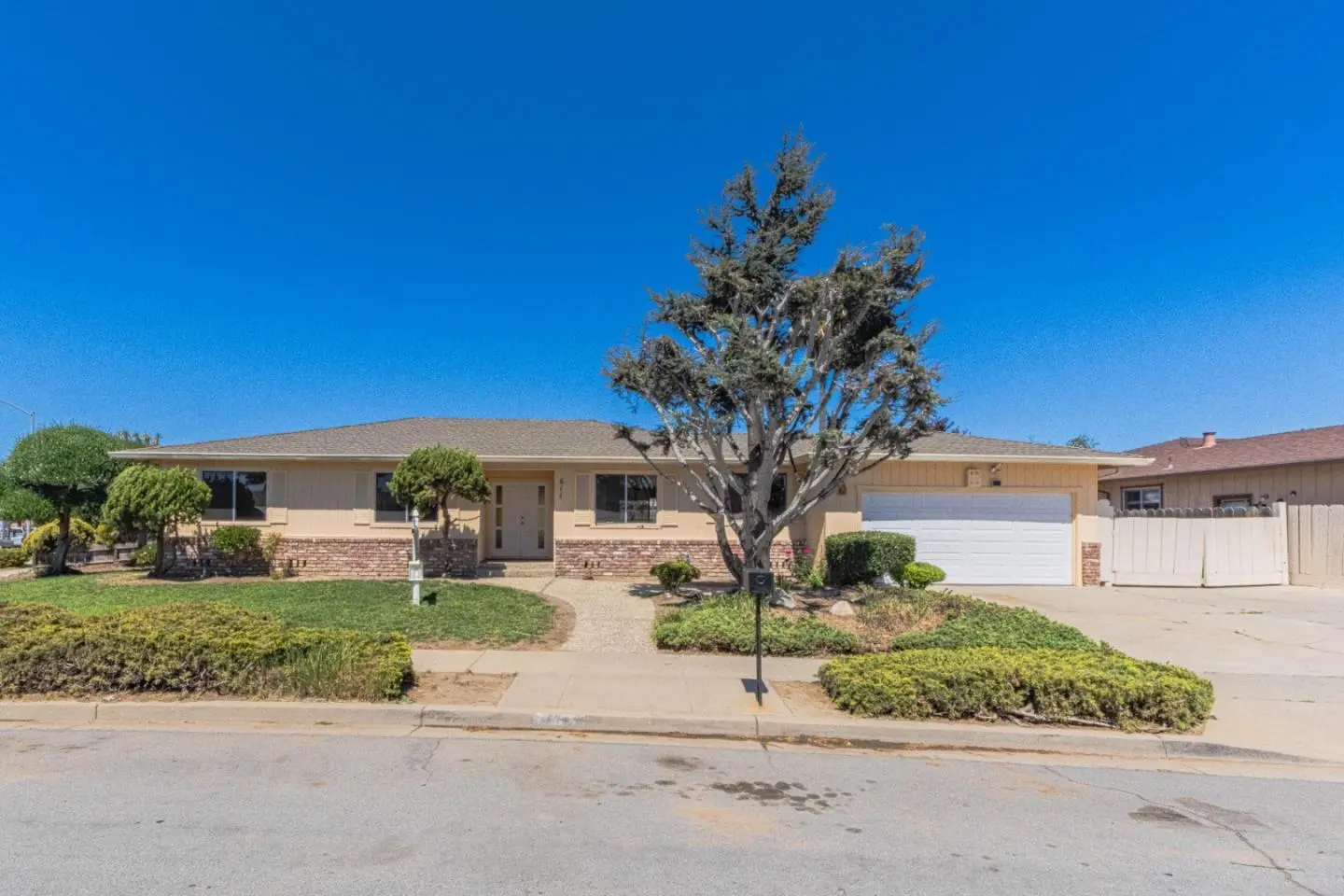 611 Argentine Dr, SALINAS
