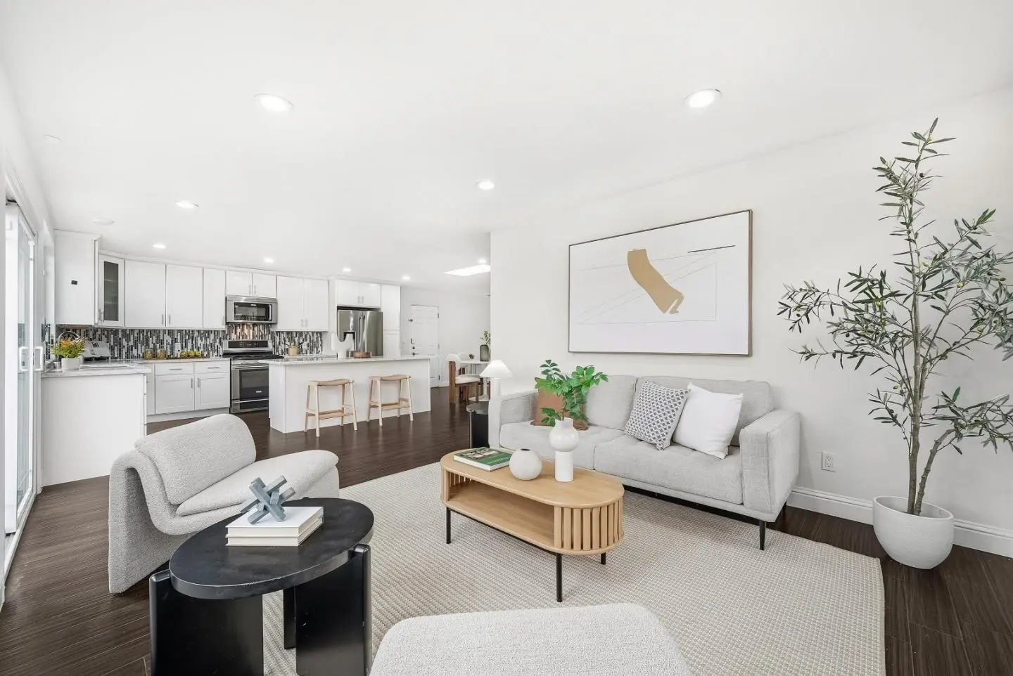 36045 Haley St, NEWARK