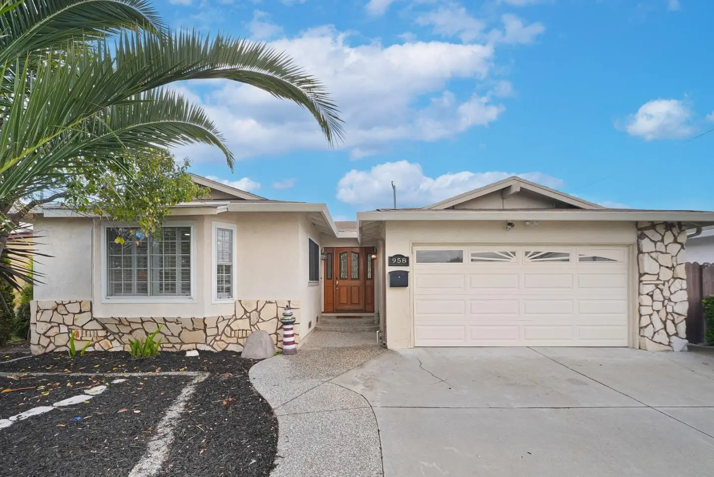 958 Leith Ave, SANTA CLARA