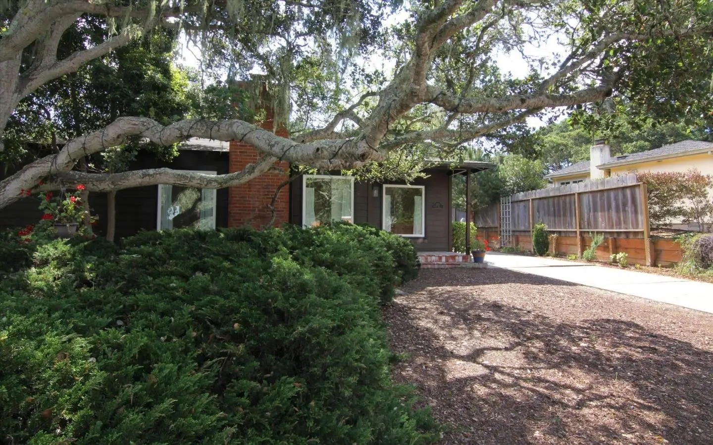 1251 Pacific St, MONTEREY