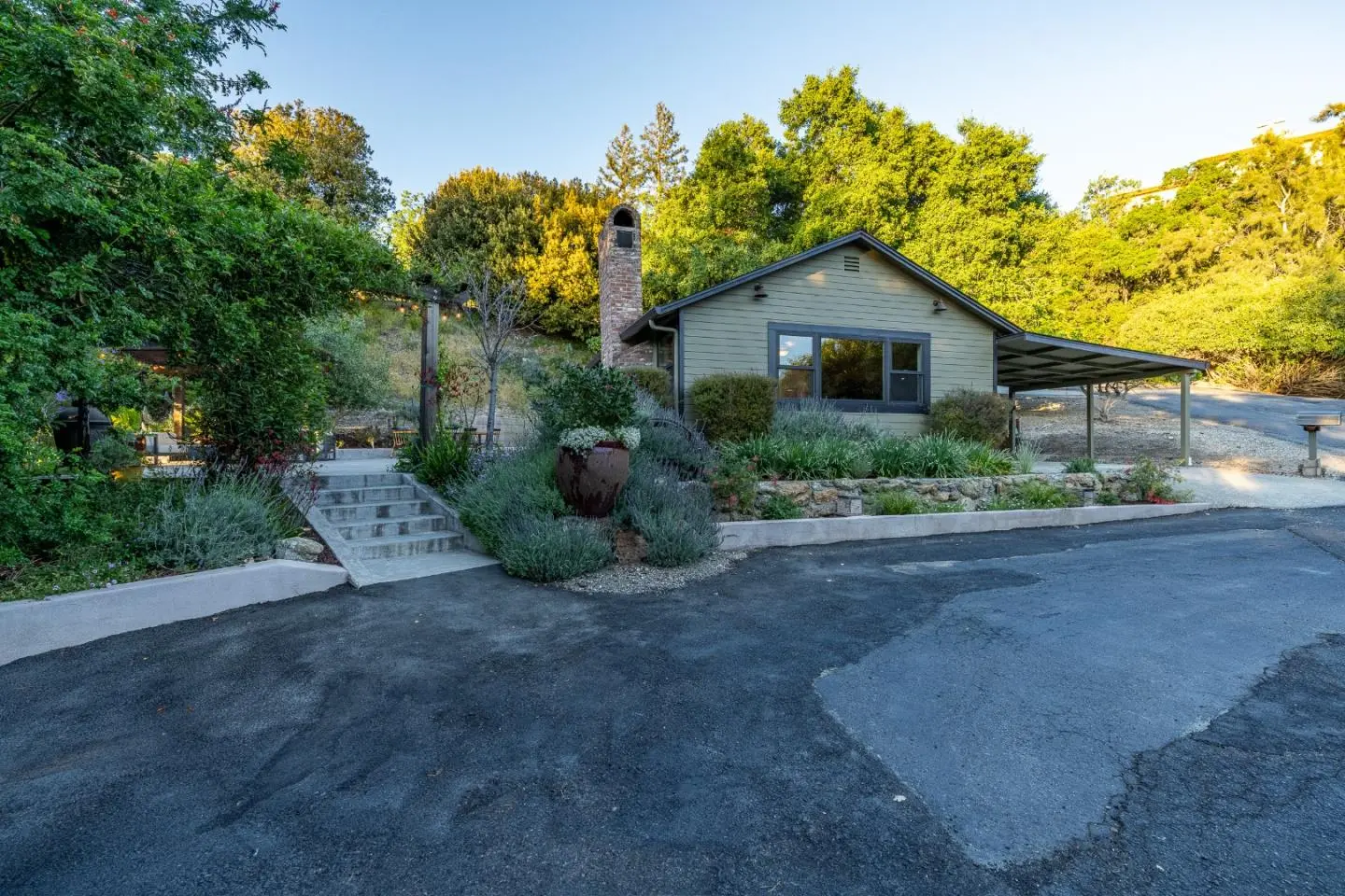 11265 Canyon Dr, San Jose