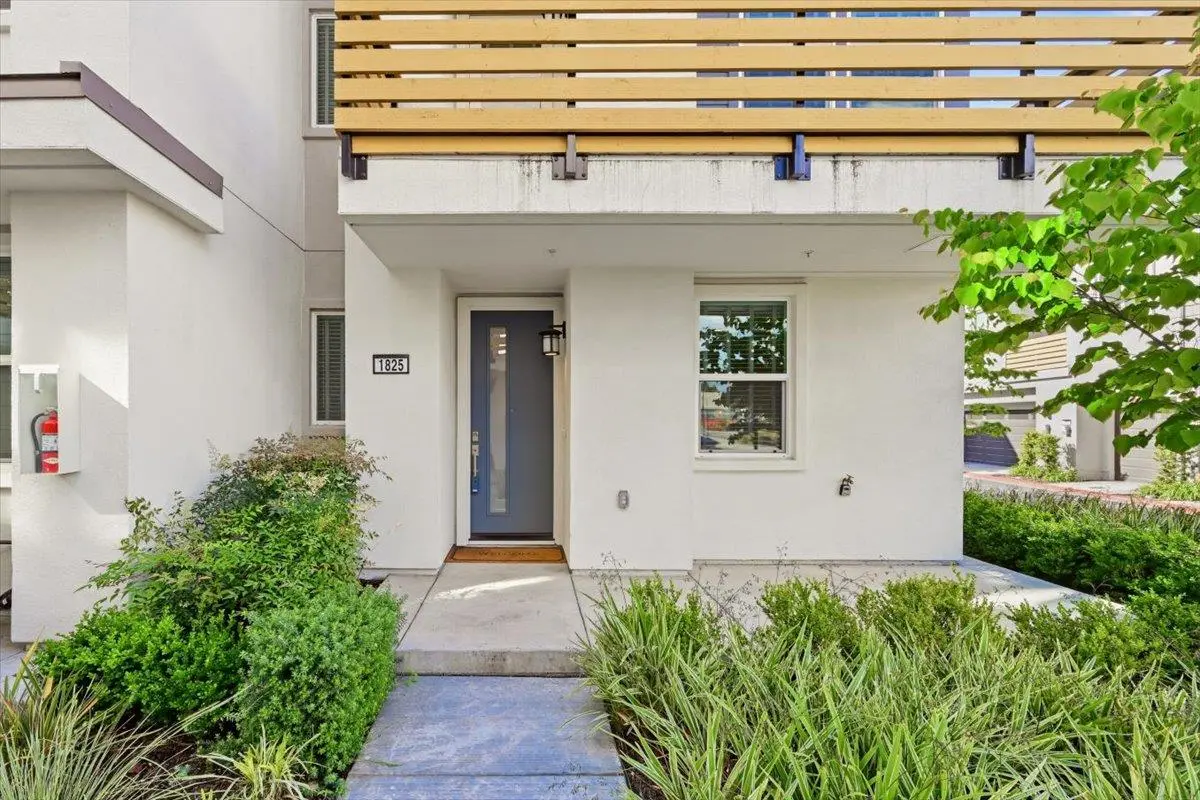 1825 Joshua Tree Cir, MILPITAS