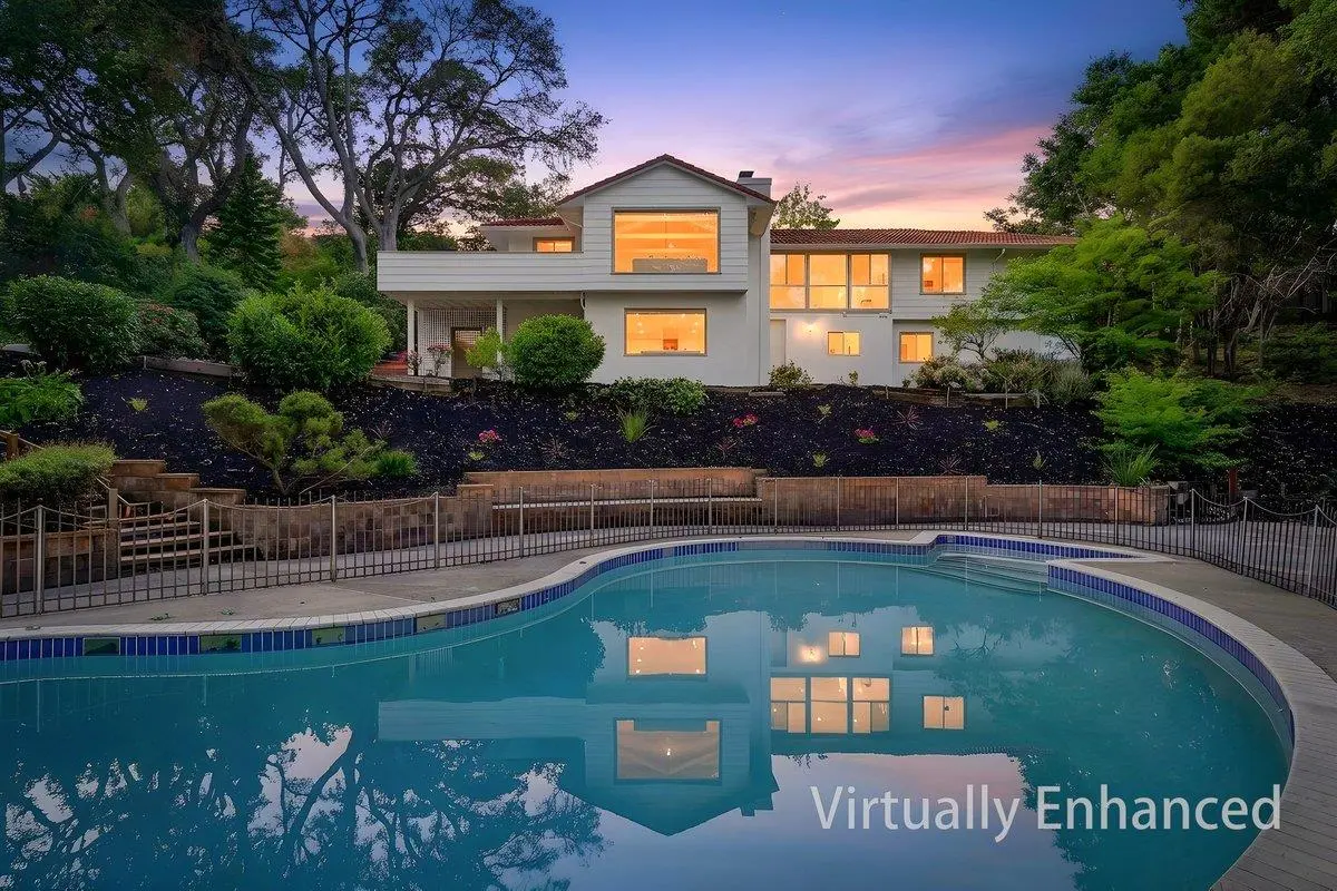 6 Spring Valley Ln, MILLBRAE