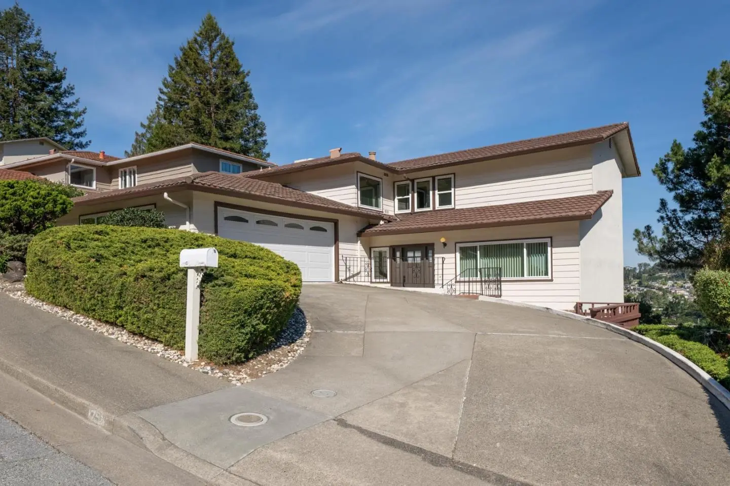 1255 Tuolumne Rd, MILLBRAE