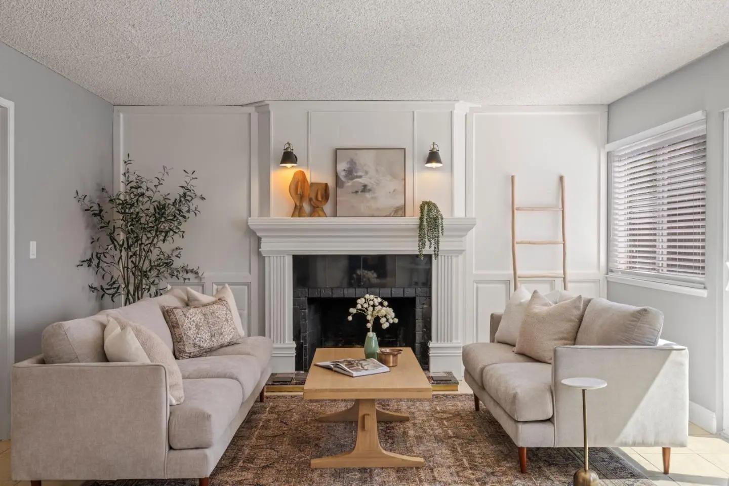 8929 Red Leaf Way, Sacramento