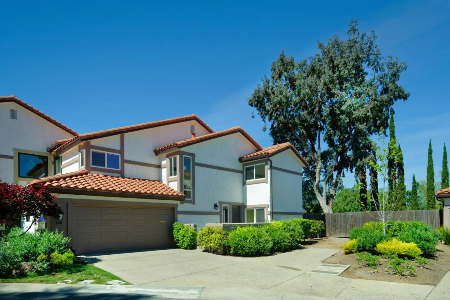 139 El Olivar, LOS GATOS