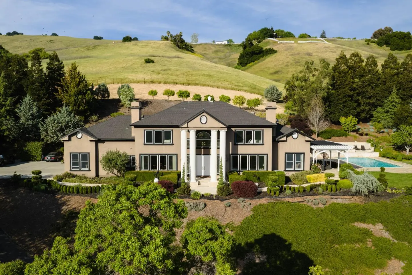 9540 Via Del Oro, Gilroy