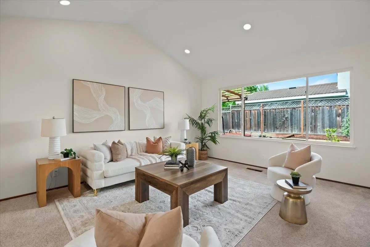 663 Smoke Tree Way, SUNNYVALE