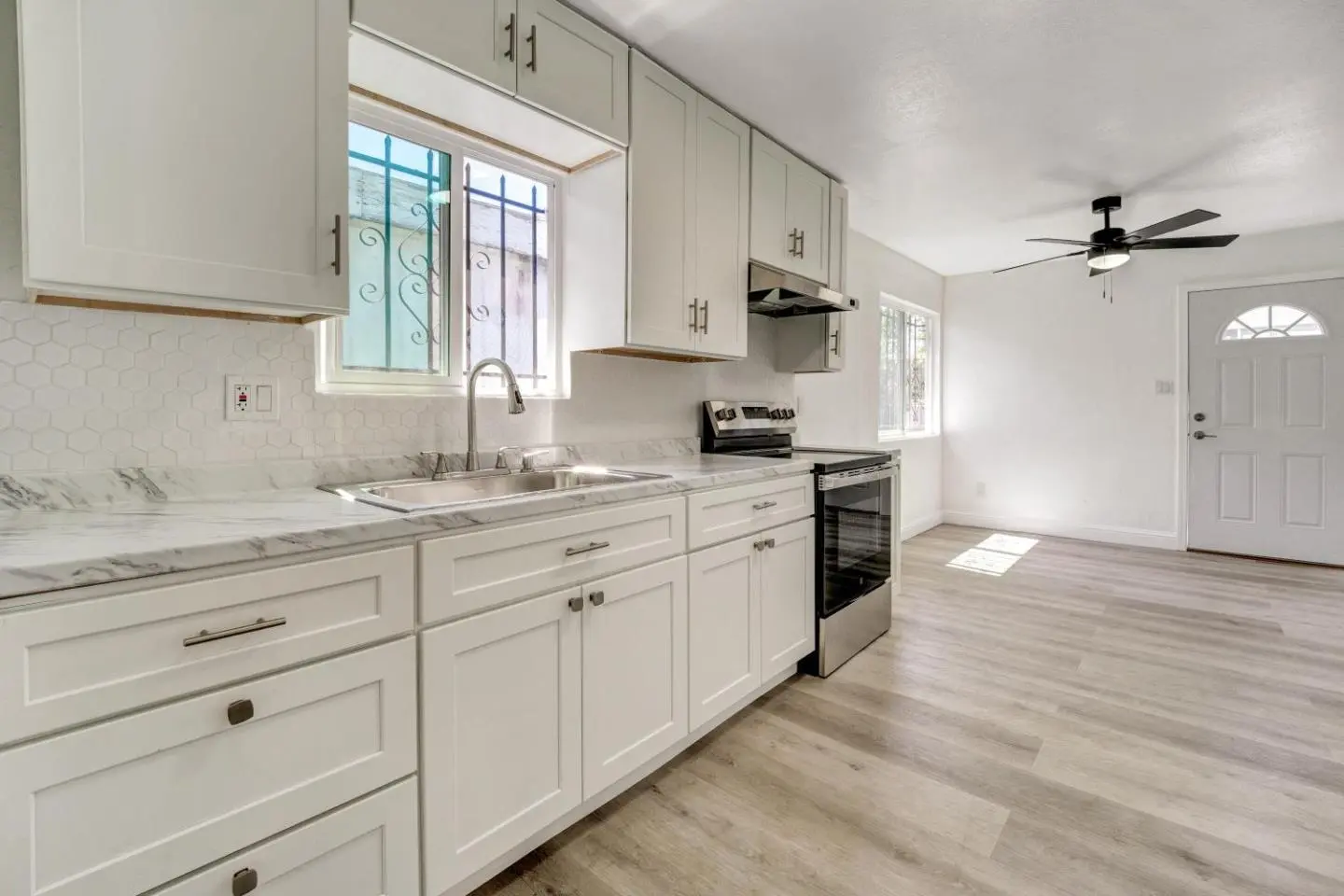 652 2nd St, RICHMOND