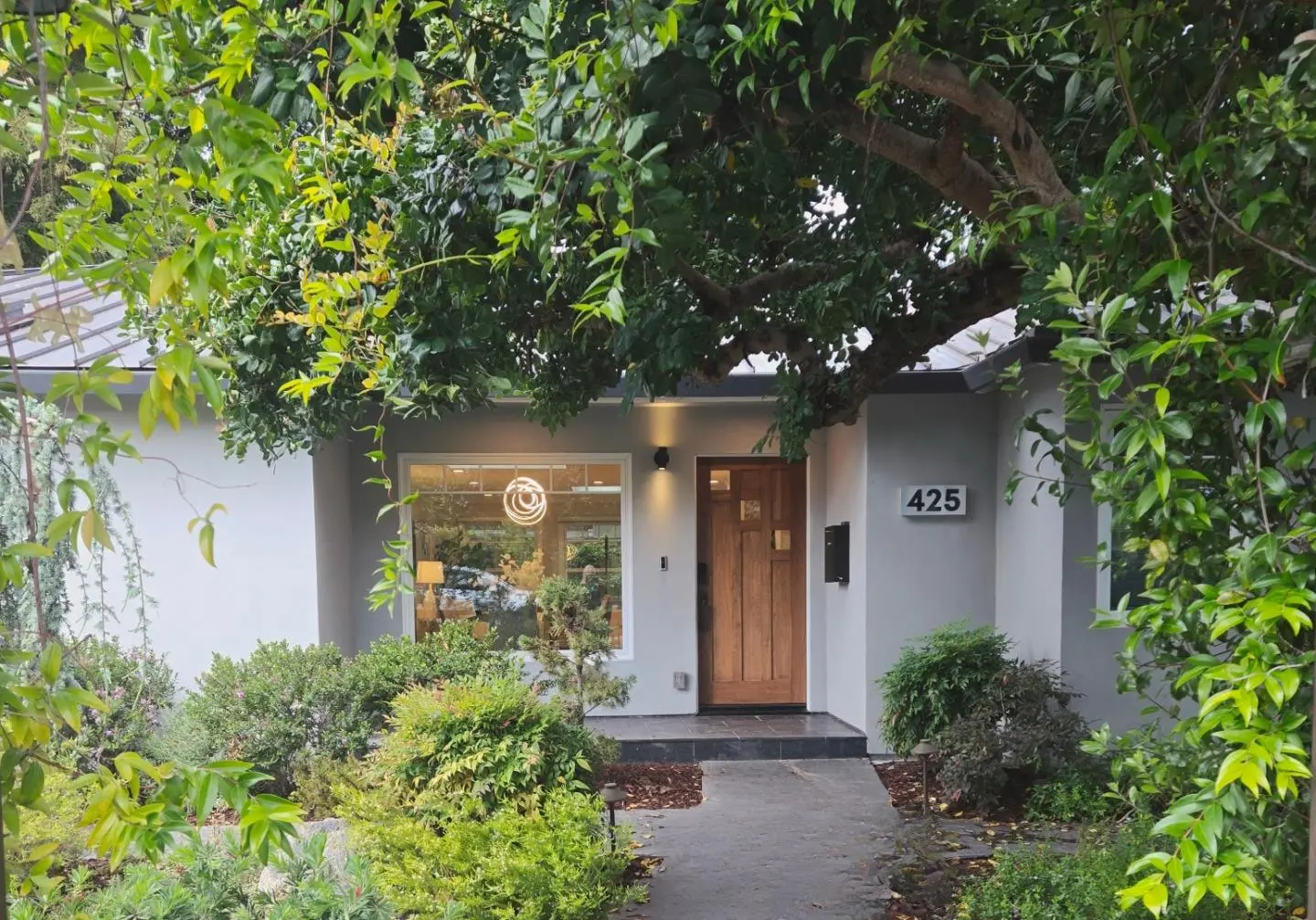 425 Concord Dr, Menlo Park