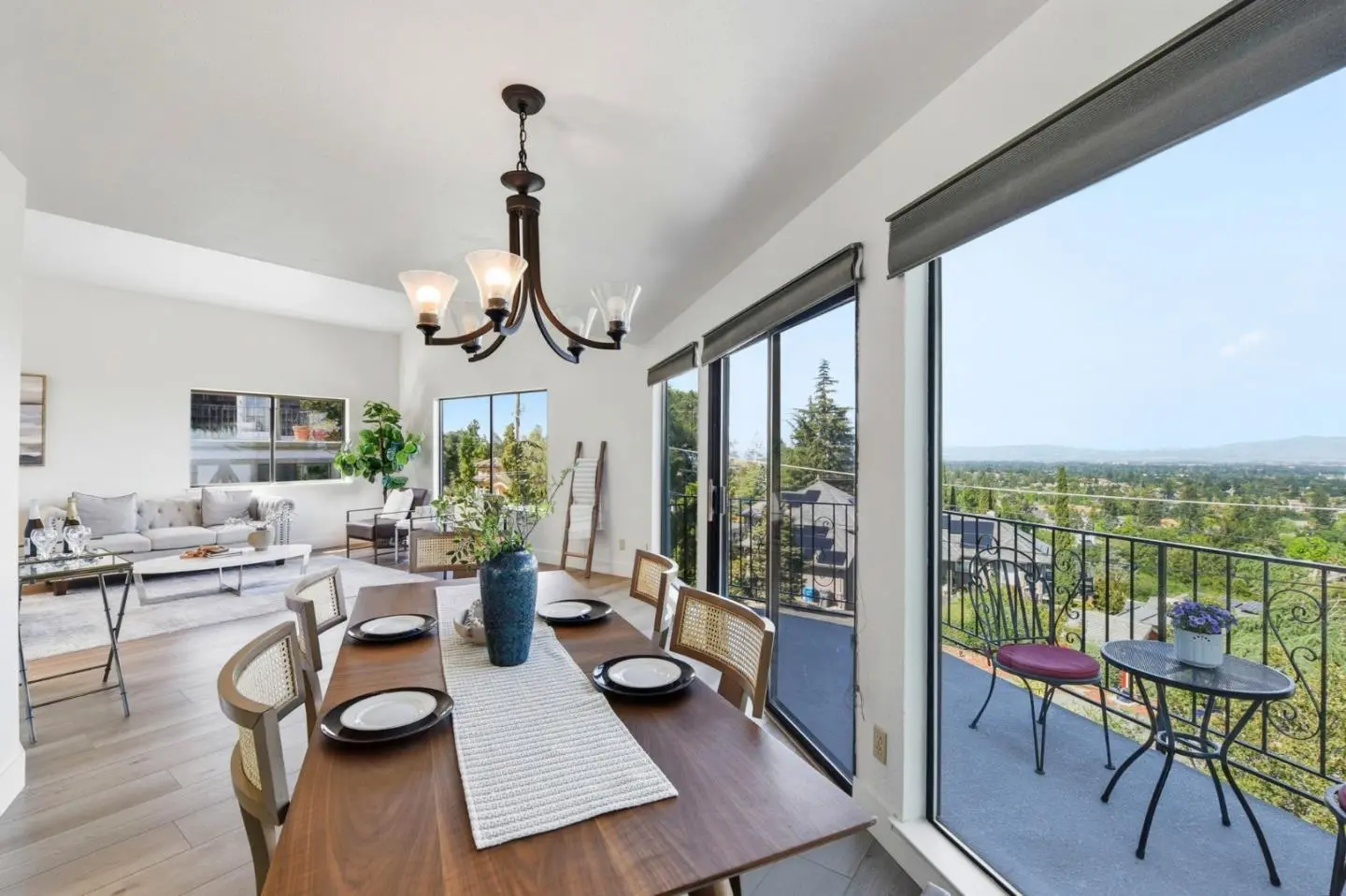 22670 San Juan Rd, CUPERTINO