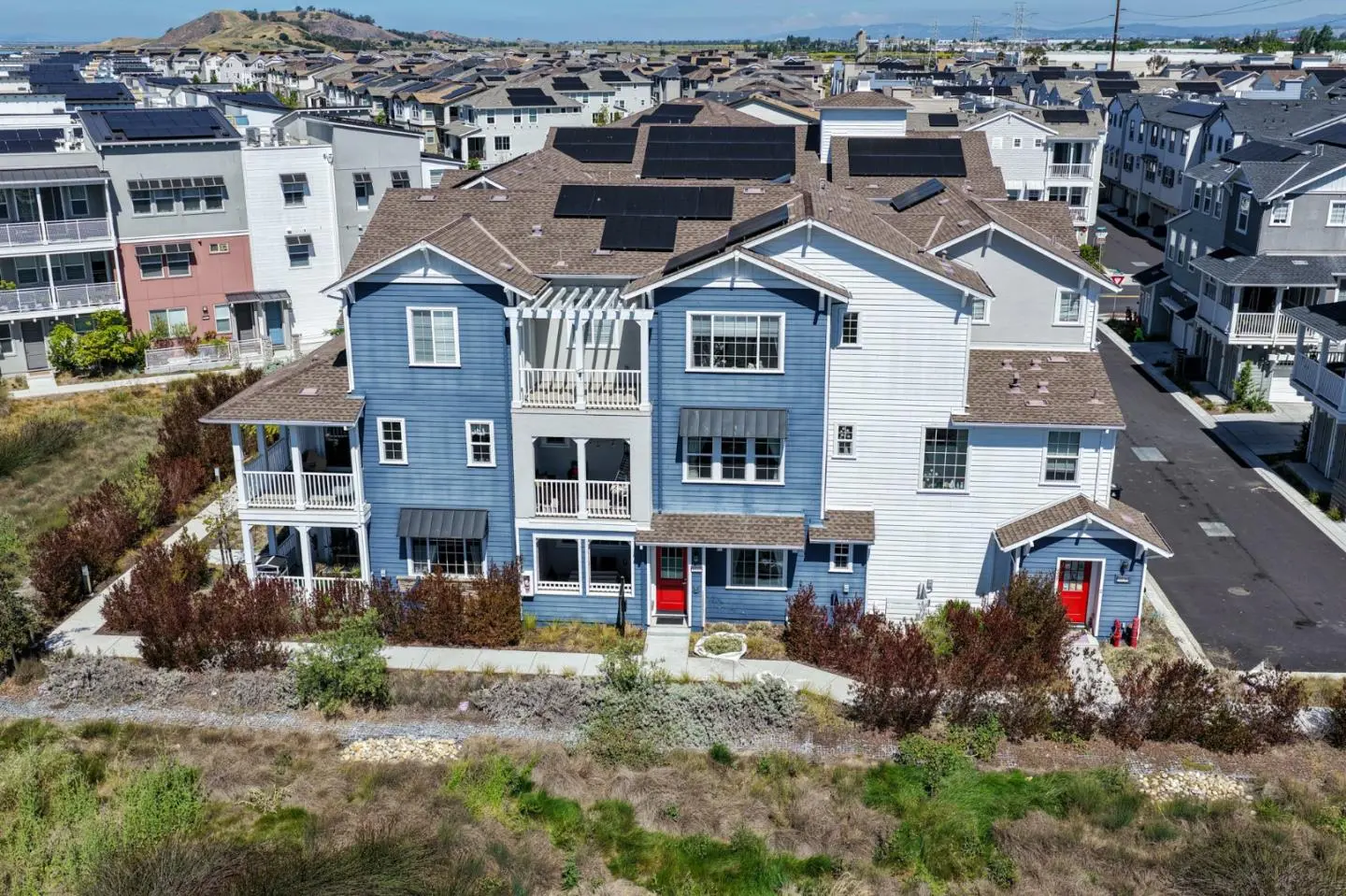 9532 Seawind Way, NEWARK