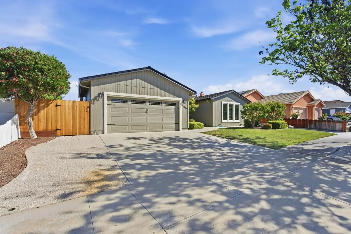 1660 Monte Vista Dr, HOLLISTER