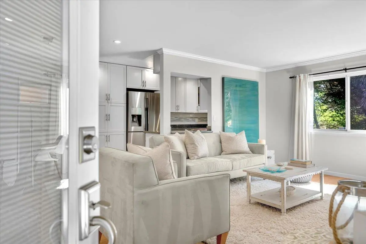 1400 Dolphin Dr, Aptos