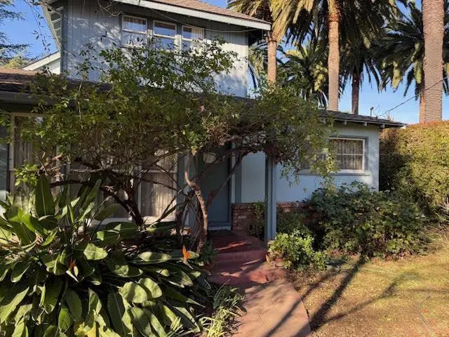 1280 Grant Rd, LOS ALTOS