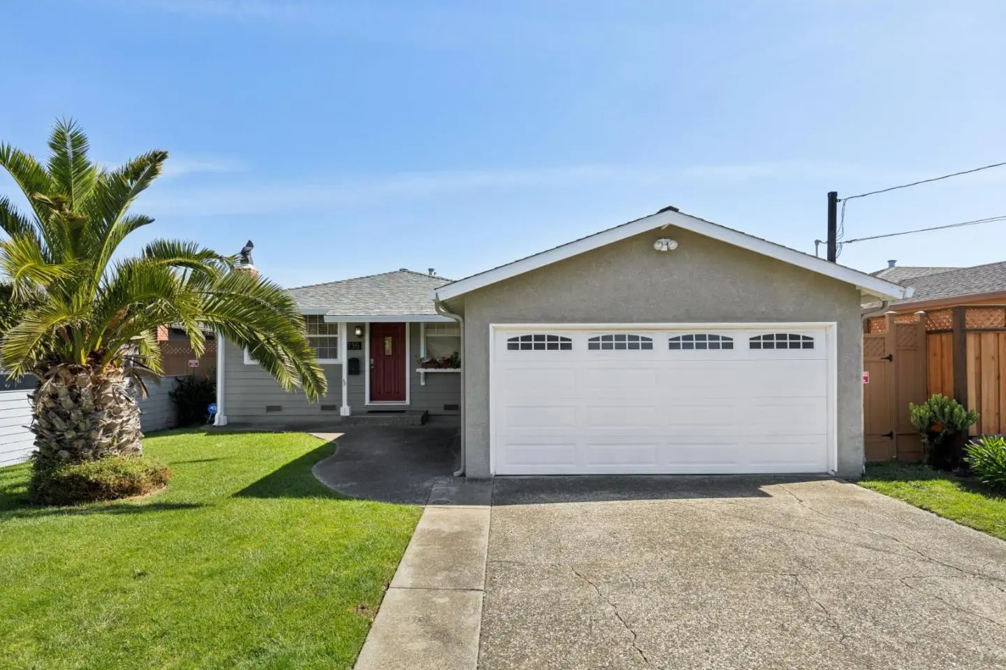 735 Montezuma Dr, PACIFICA