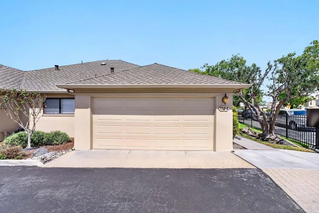 112 Nissen Rd 4, SALINAS