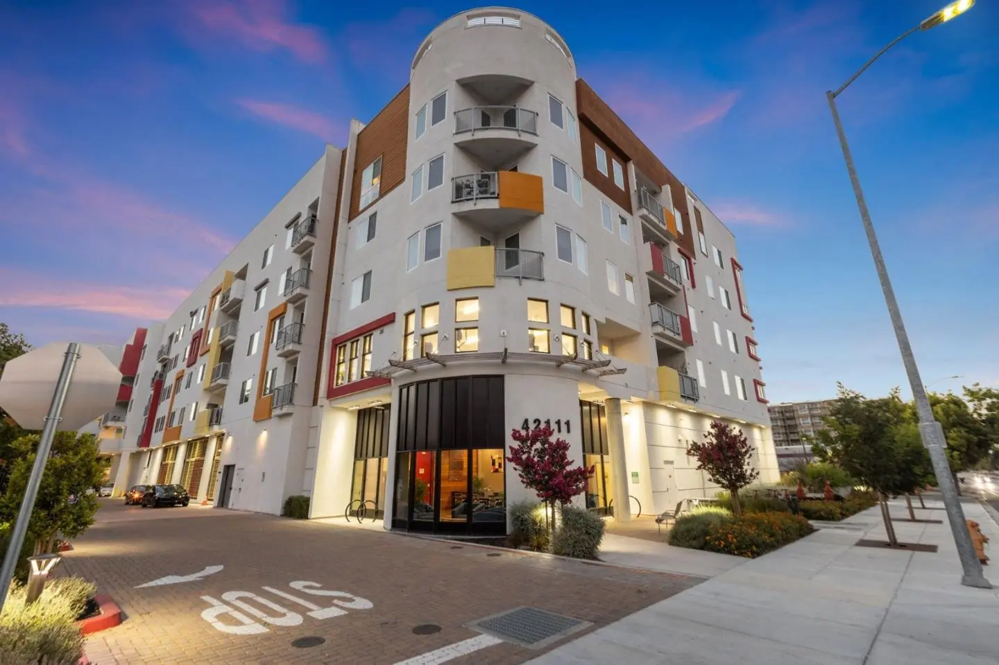 42111 Osgood 404, FREMONT