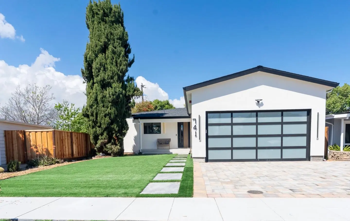 741 Borregas Ave, SUNNYVALE