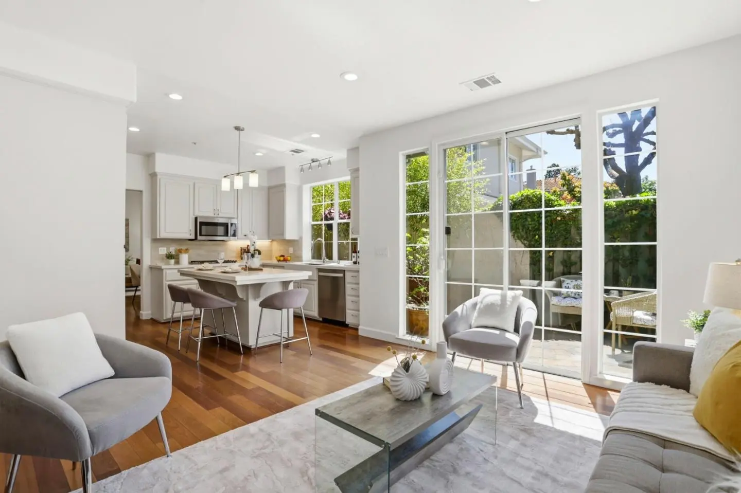 446 Tyndall St, LOS ALTOS