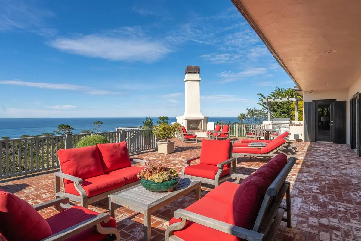 1238 Padre Ln, PEBBLE BEACH