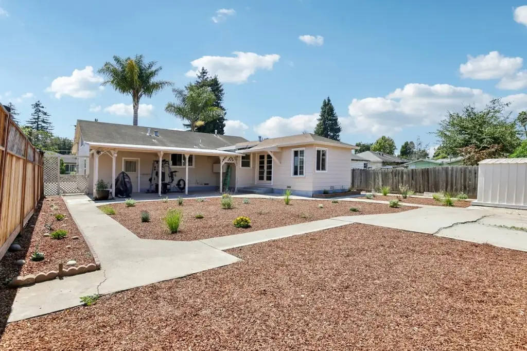 12 Taylor Rd, WATSONVILLE