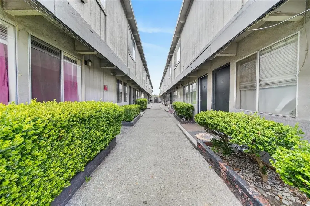 11320 Sanchez St, CASTROVILLE
