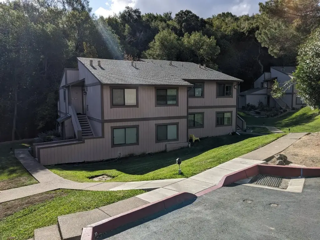 1 Clay Ct, NOVATO