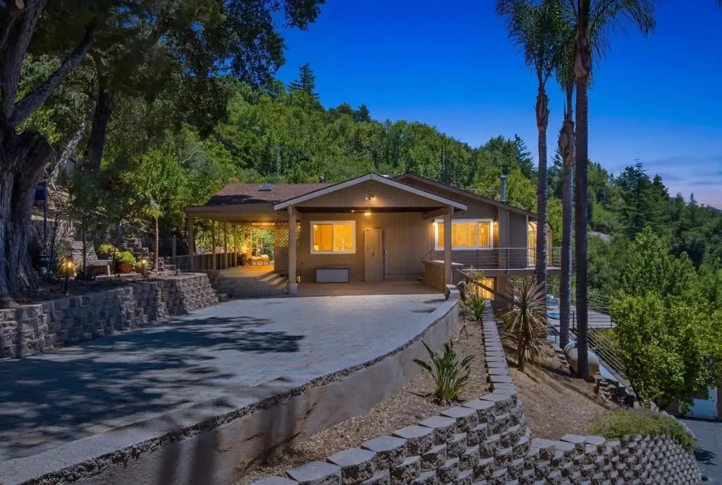 20955 Panorama Dr, Los Gatos