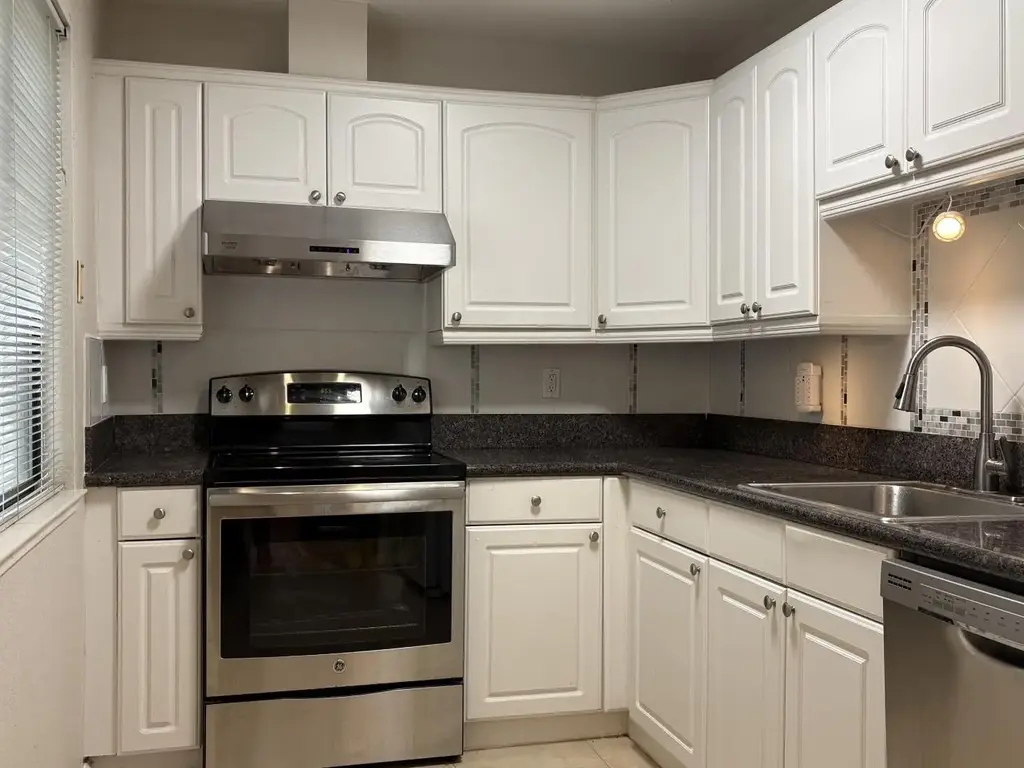 449 Alberto Way 131, LOS GATOS